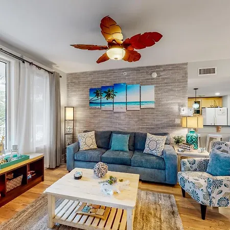 Villa Beauty By The Bay